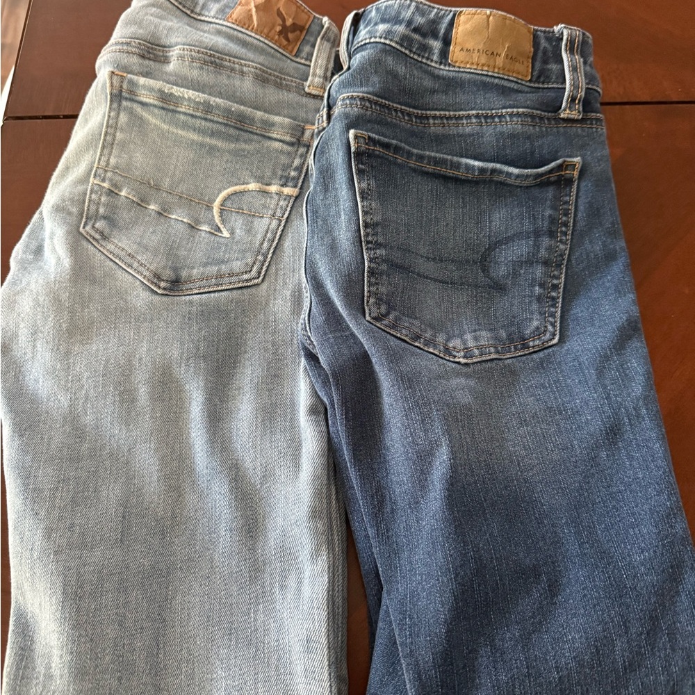 American Eagle Outfitters Women's Light and Dark Blue Skinny Jeans